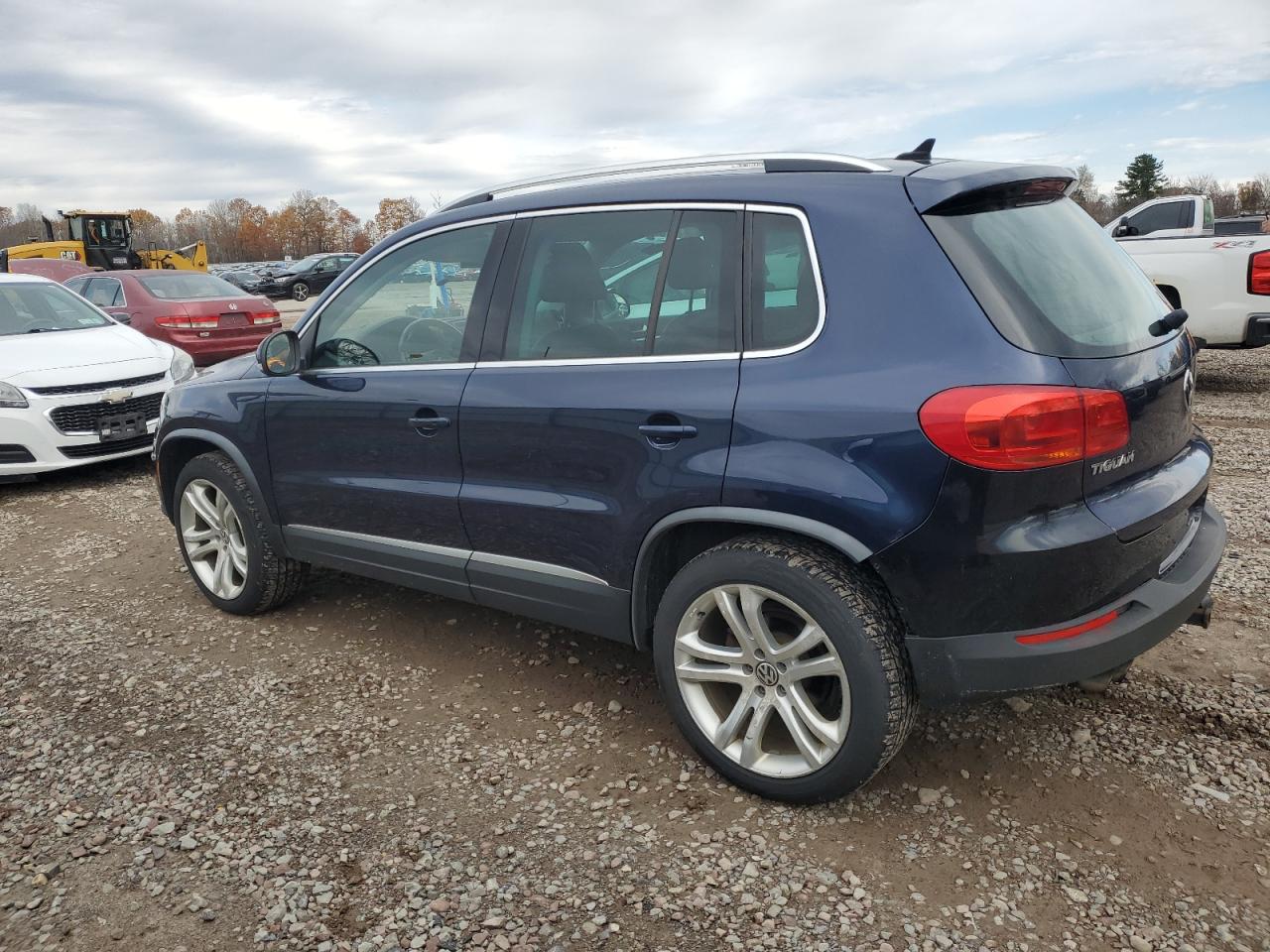 VOLKSWAGEN TIGUAN S