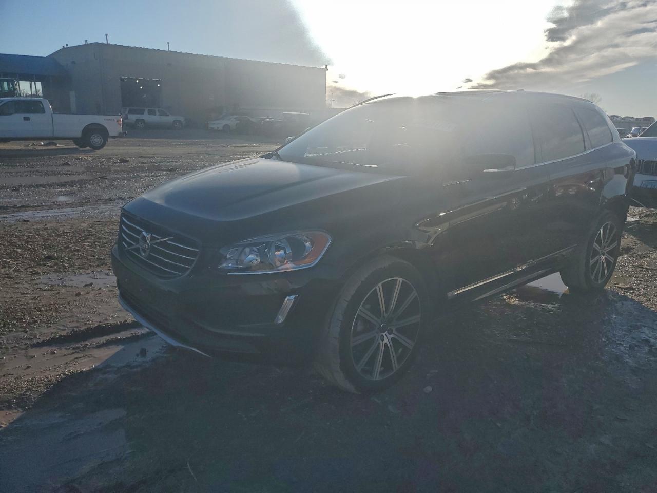 VOLVO XC60 T6 PREMIER