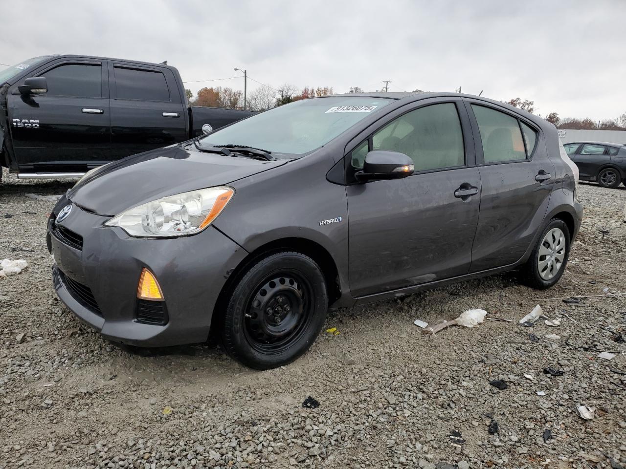 Lot #3291252968 2013 TOYOTA PRIUS C