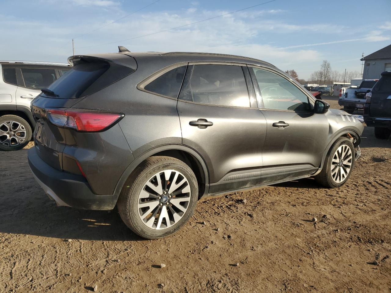 FORD ESCAPE SE SPORT