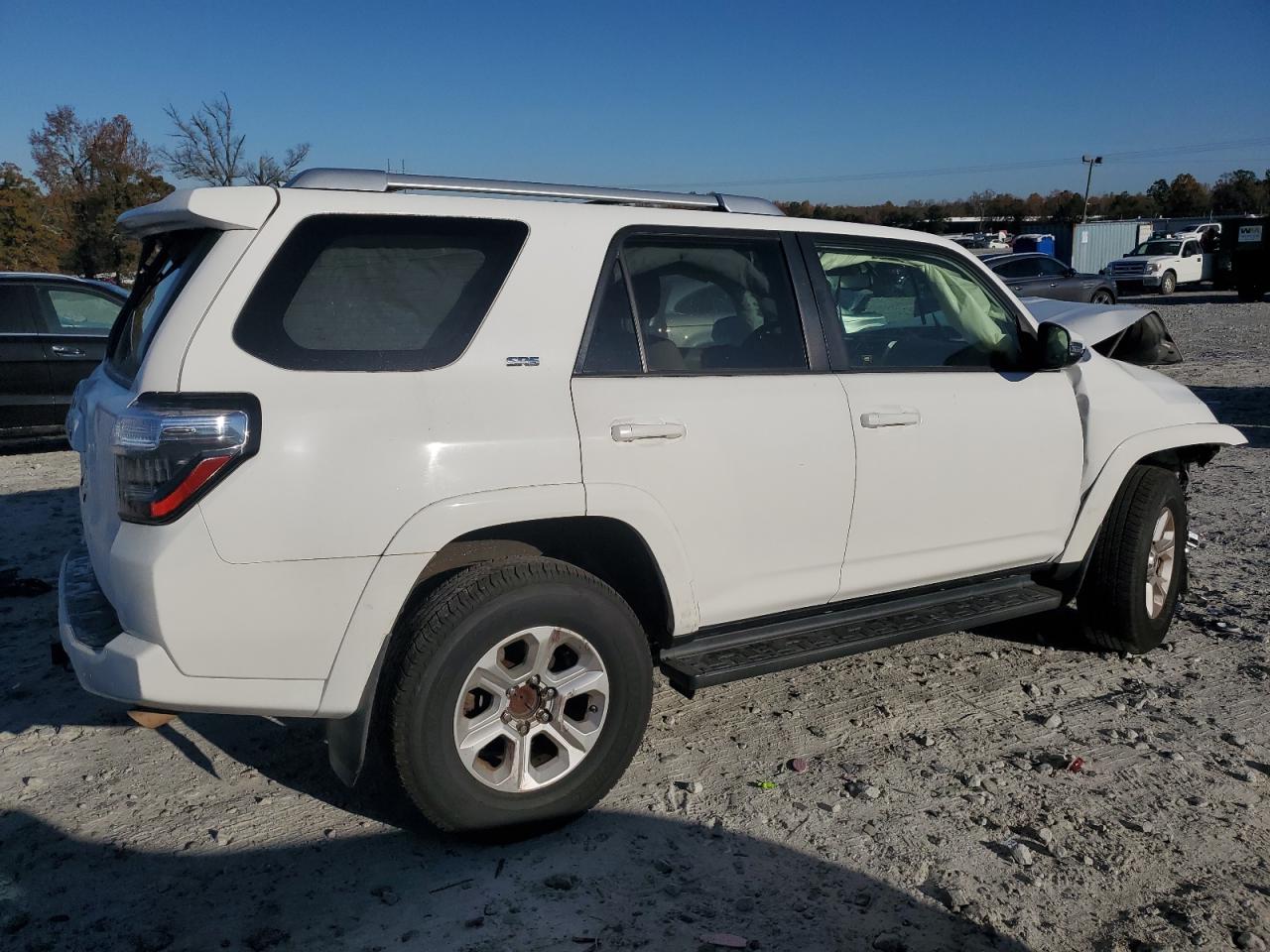 TOYOTA 4RUNNER SR5
