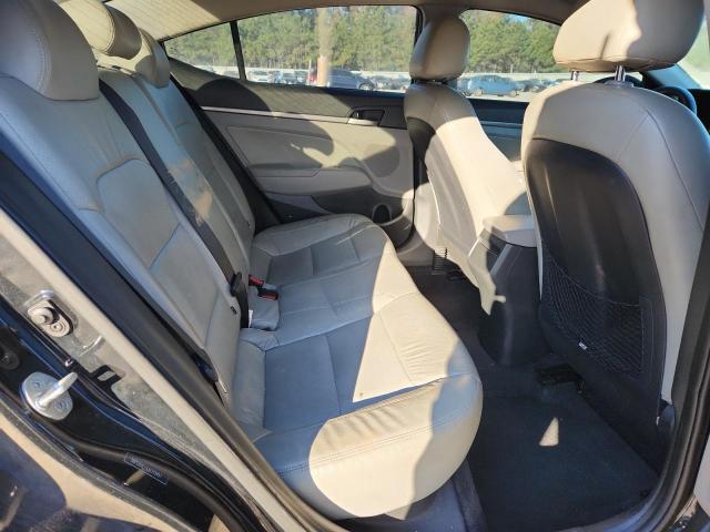 2018 HYUNDAI ELANTRA SE #3297955795