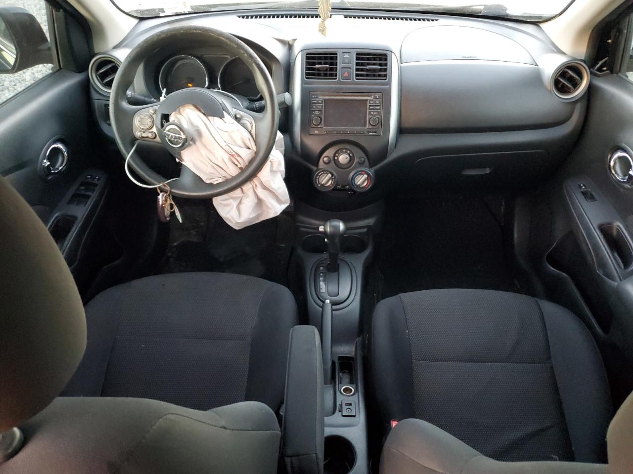 NISSAN VERSA S