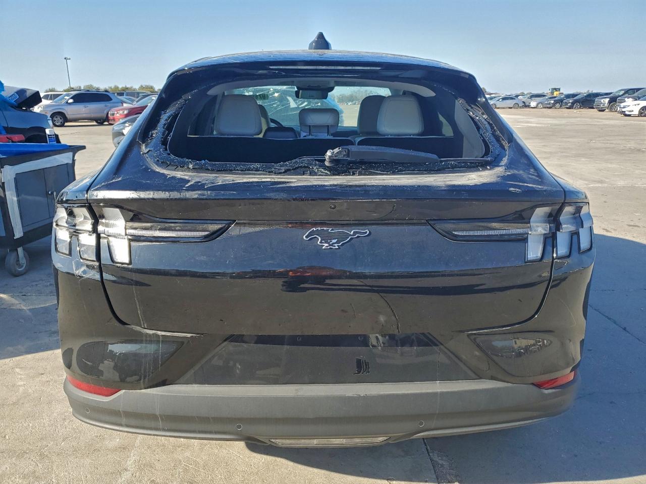 FORD MUSTANG PREMIUM