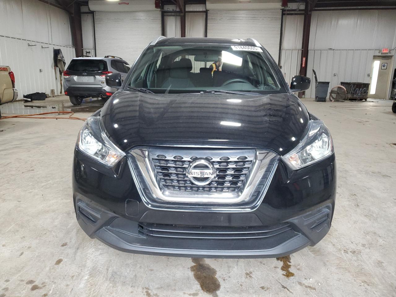 NISSAN KICKS S