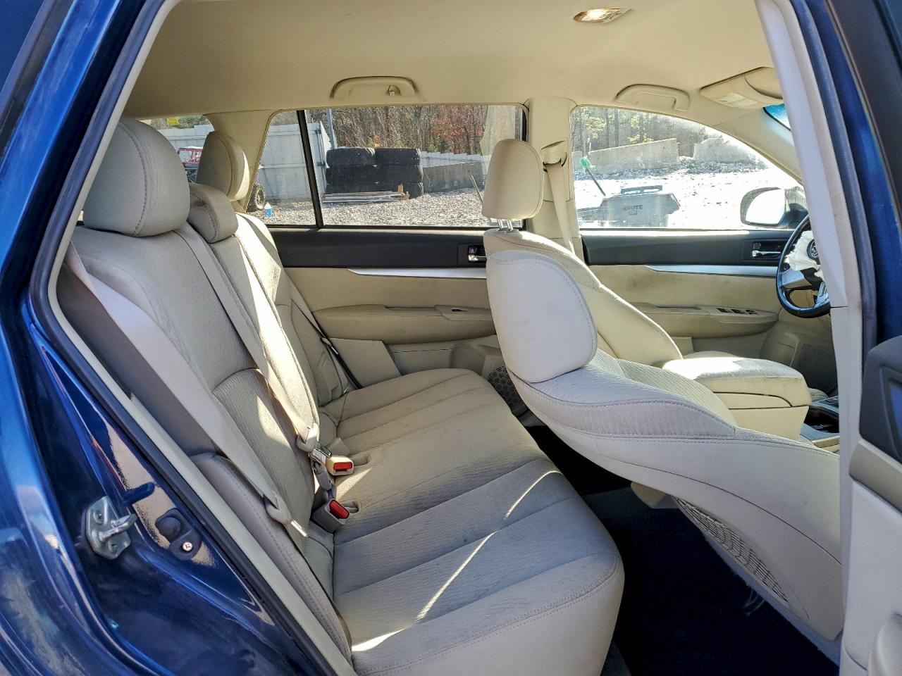 SUBARU OUTBACK 3.6R PREMIUM