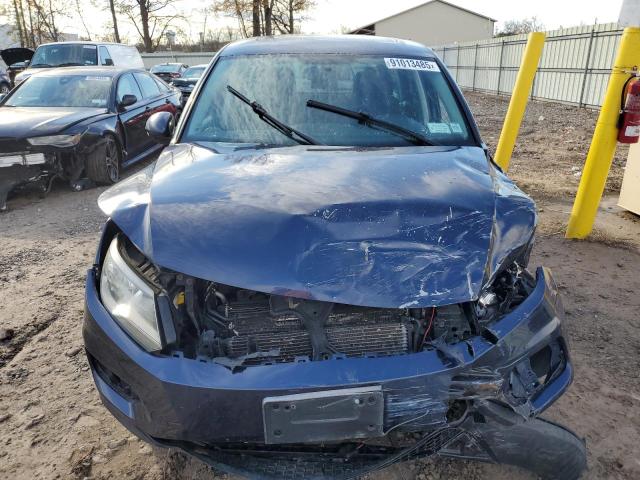2013 VOLKSWAGEN TIGUAN S #3317704116