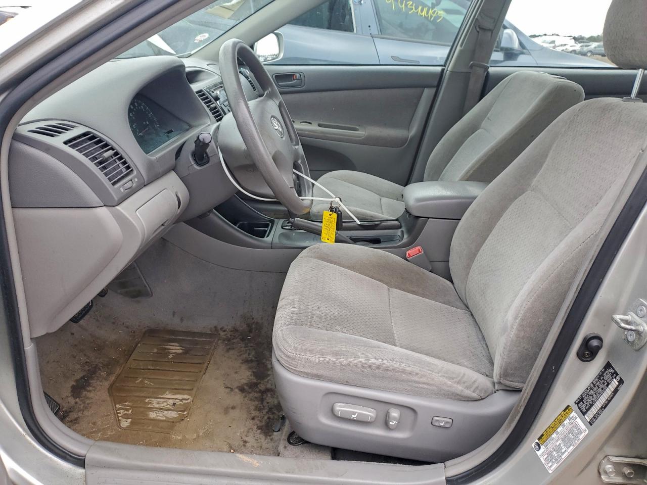 Lot #3298195061 2004 TOYOTA CAMRY LE