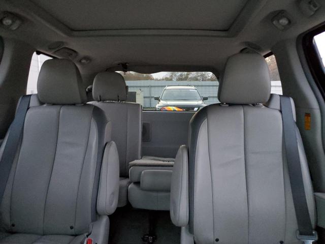 2013 TOYOTA SIENNA XLE #3292379273