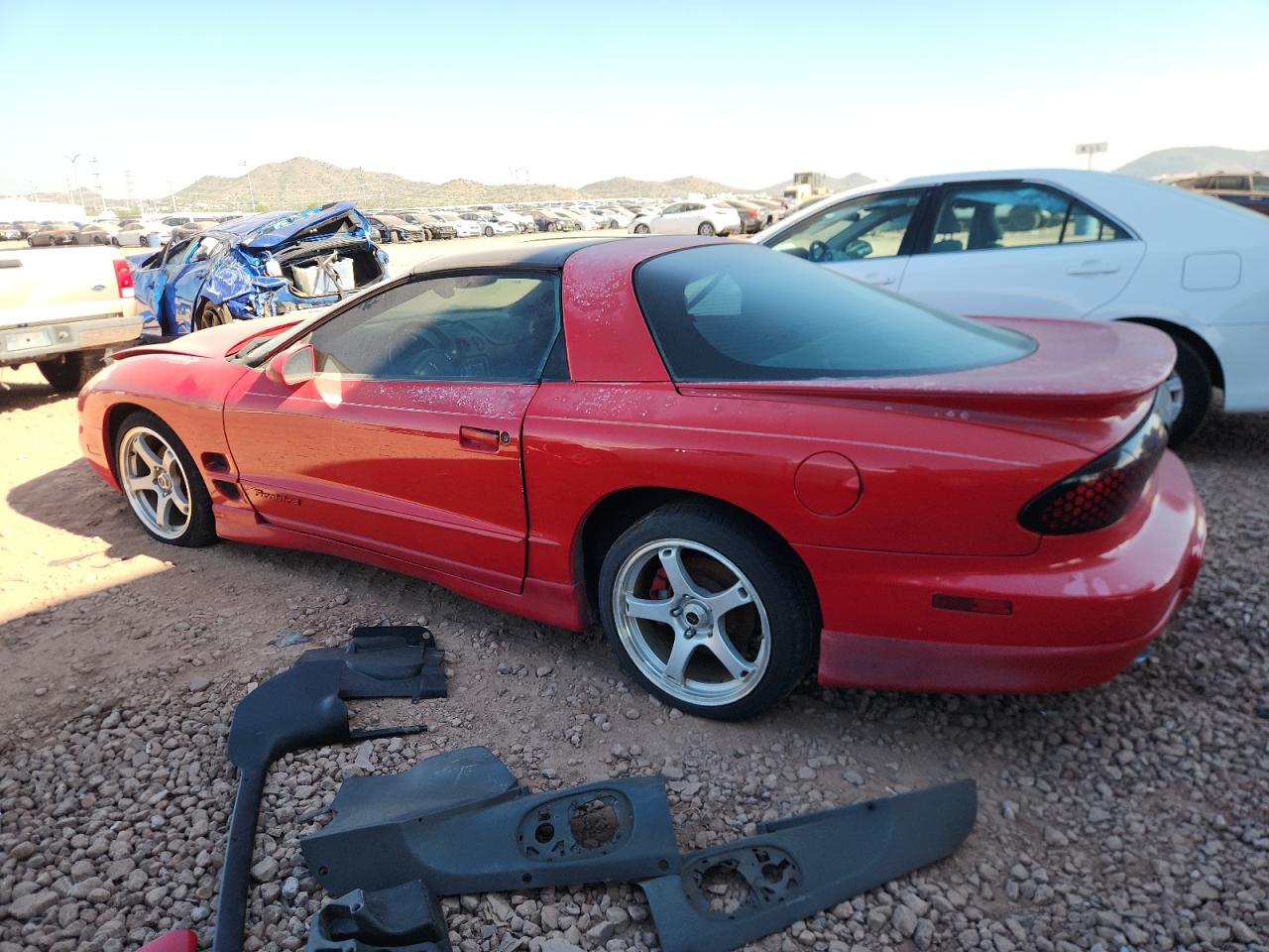 Lot #3311911681 2002 PONTIAC FIREBIRD