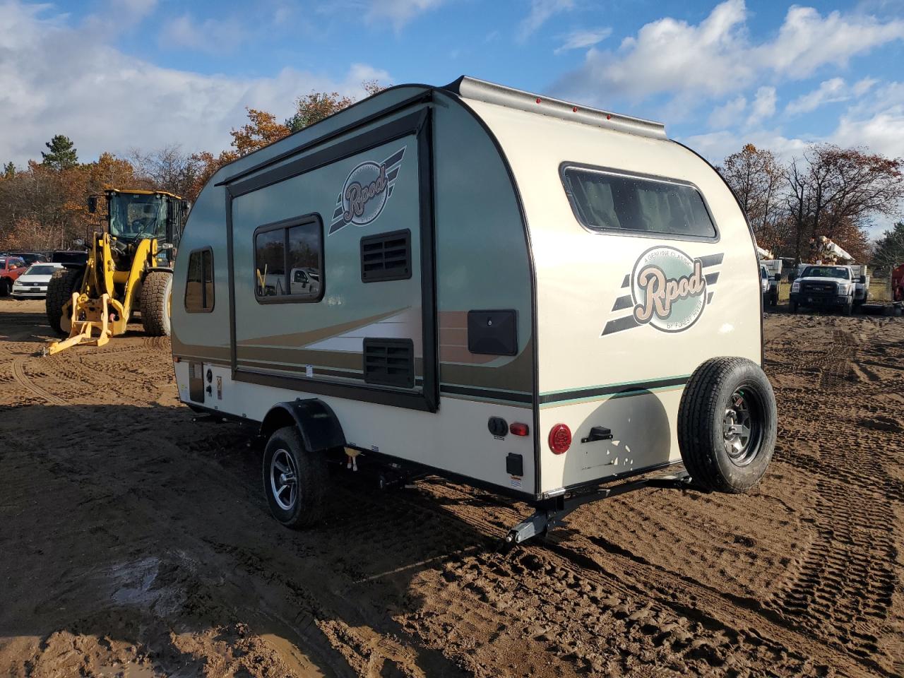 Lot #3310412995 2017 FORE RPOD