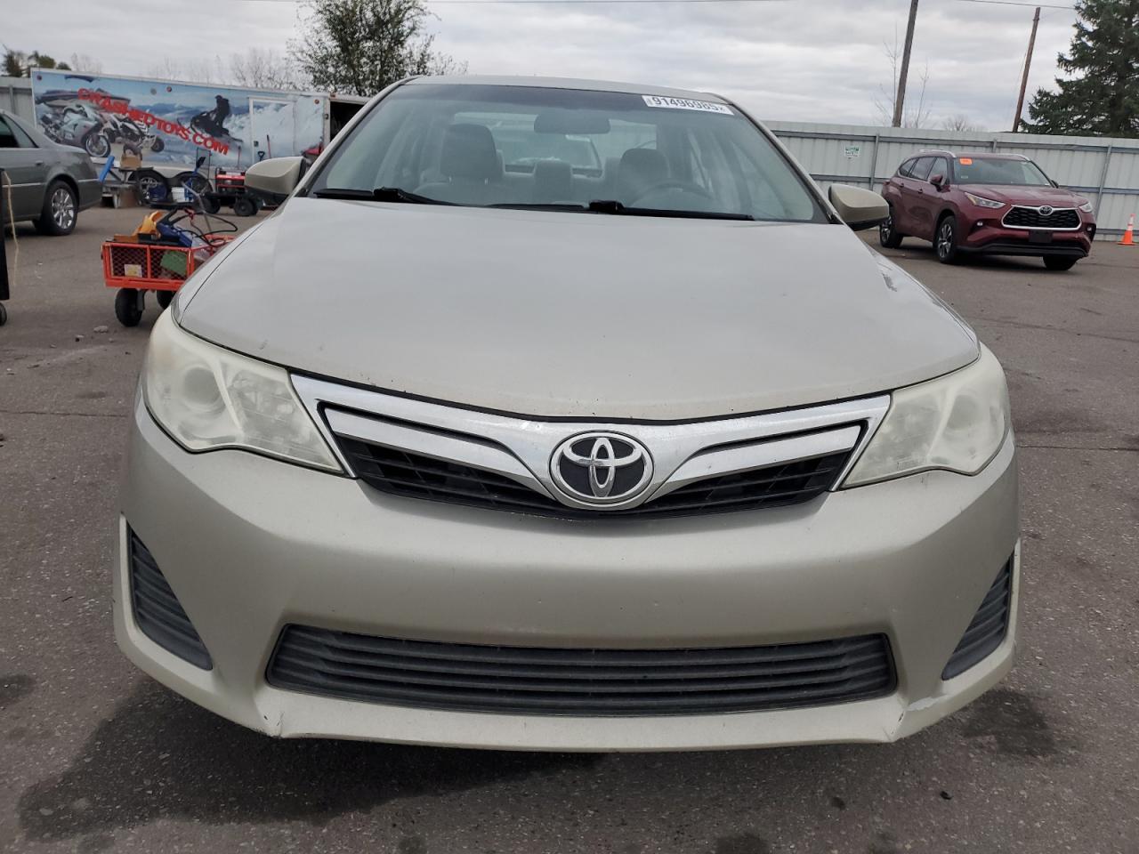 TOYOTA CAMRY L