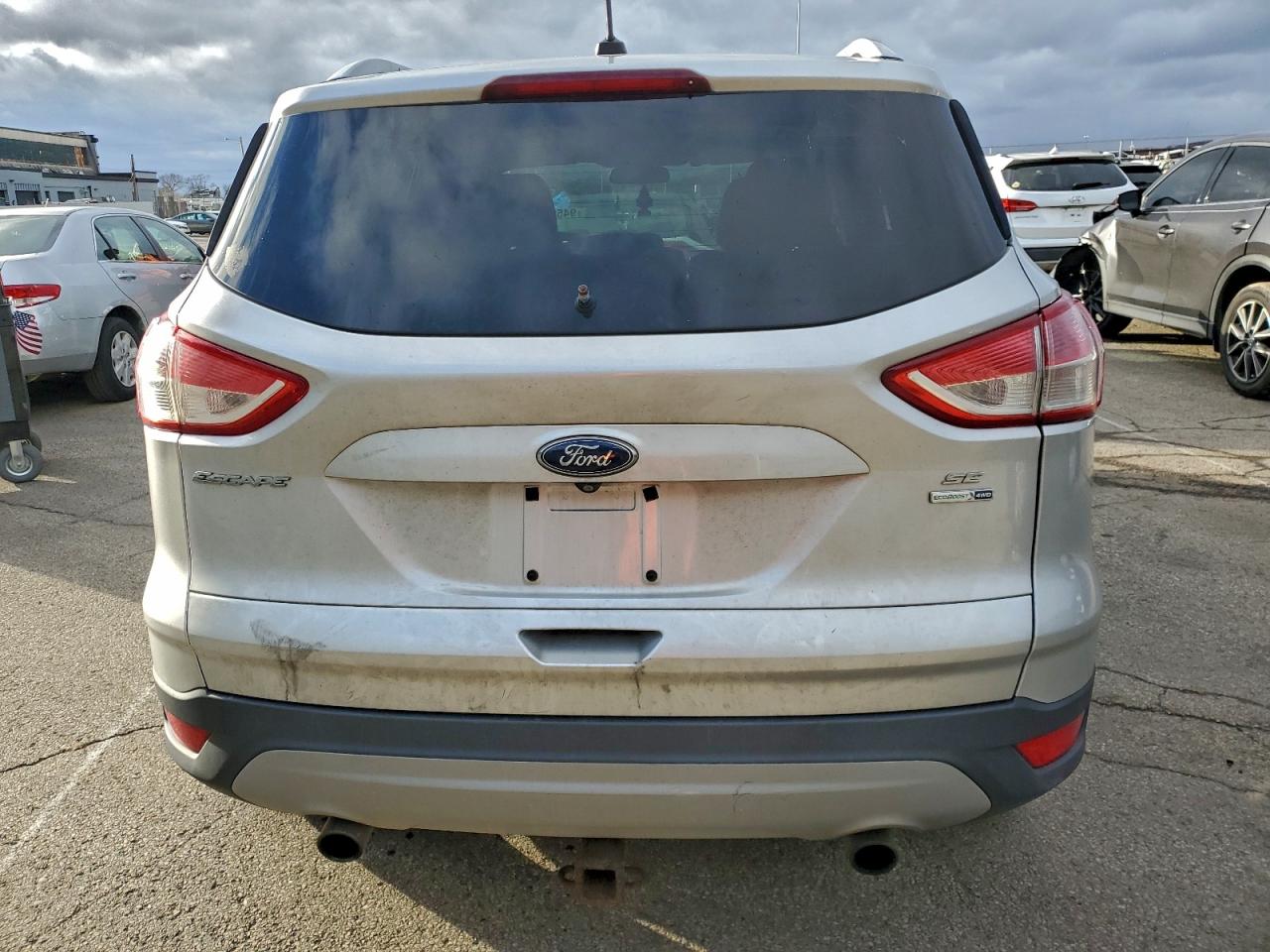 FORD ESCAPE SE