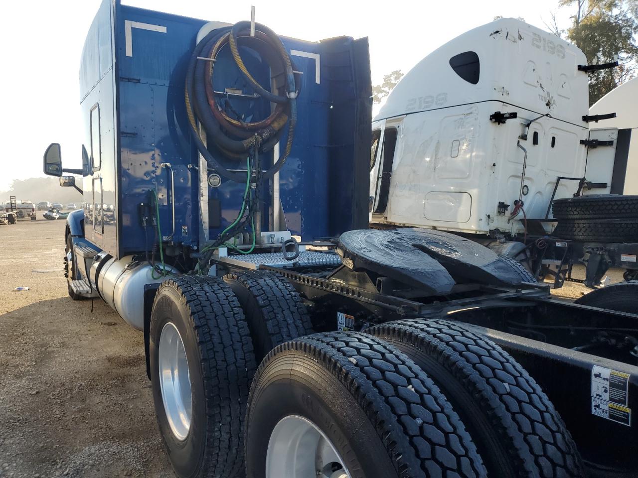 Lot #3290215213 2023 PETERBILT 579