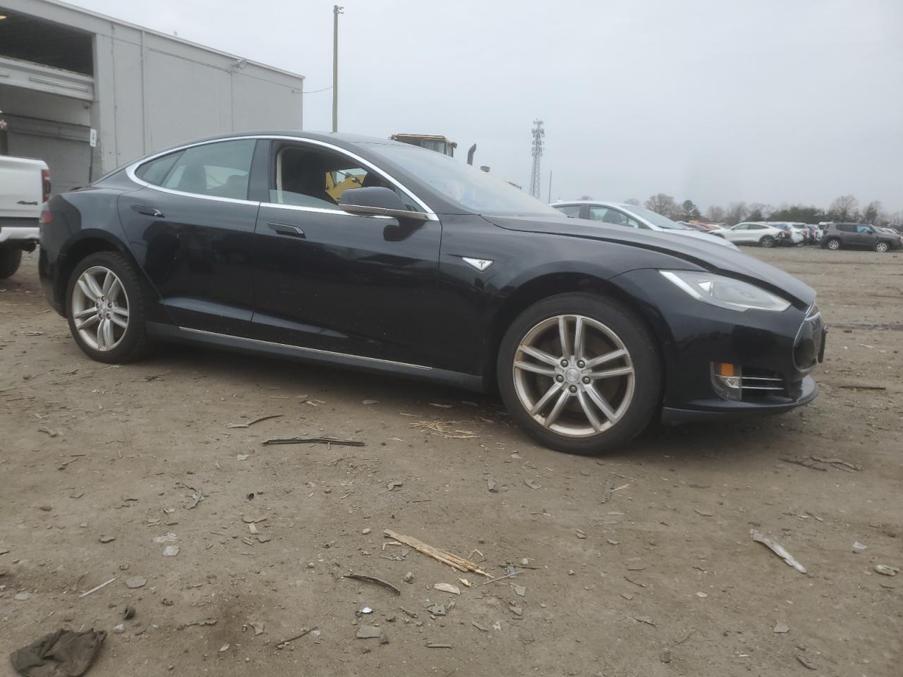 TESLA MODEL S 60