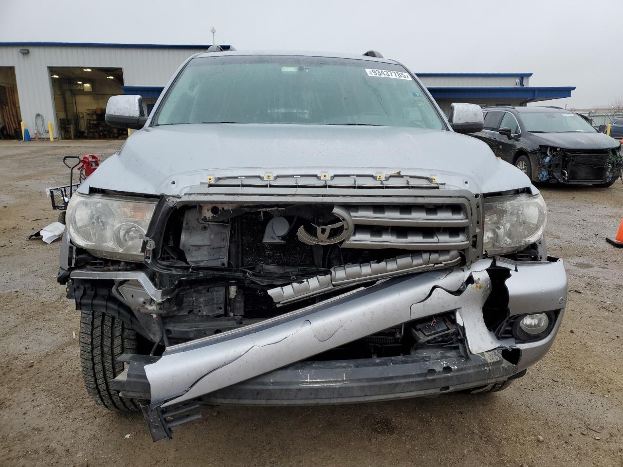 TOYOTA SEQUOIA PLATINUM