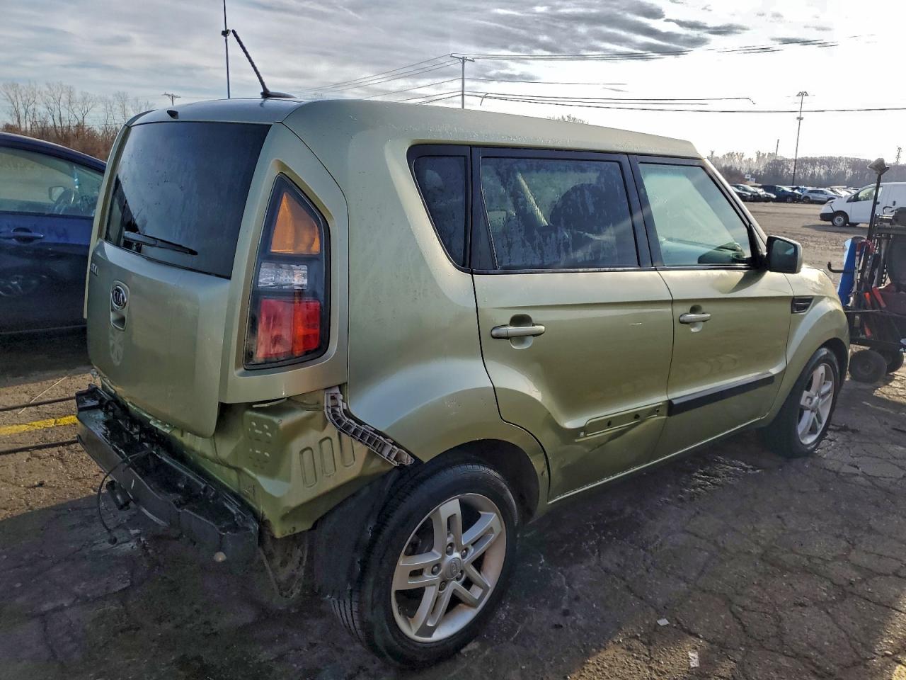 KIA SOUL +