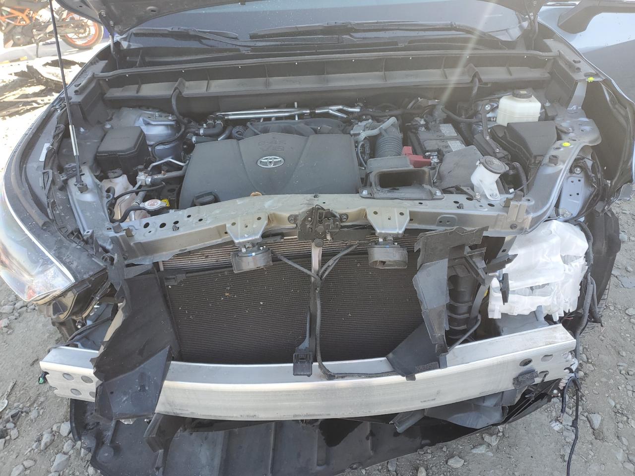 TOYOTA HIGHLANDER XLE