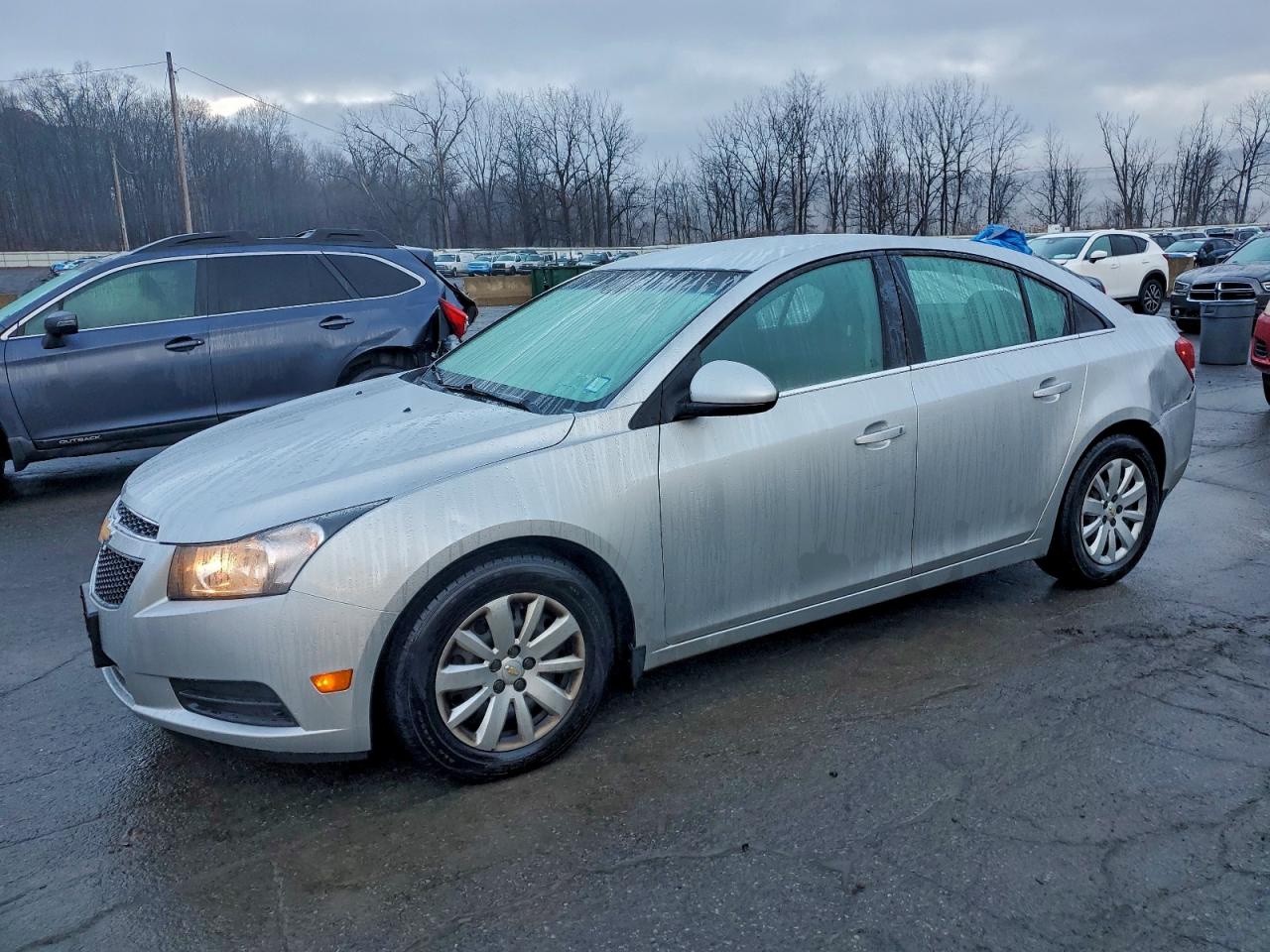 Lot #3303572928 2011 CHEVROLET CRUZE LT