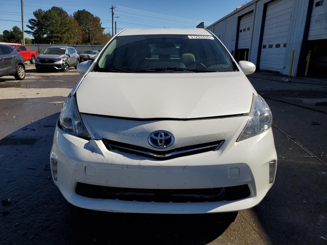 TOYOTA PRIUS V