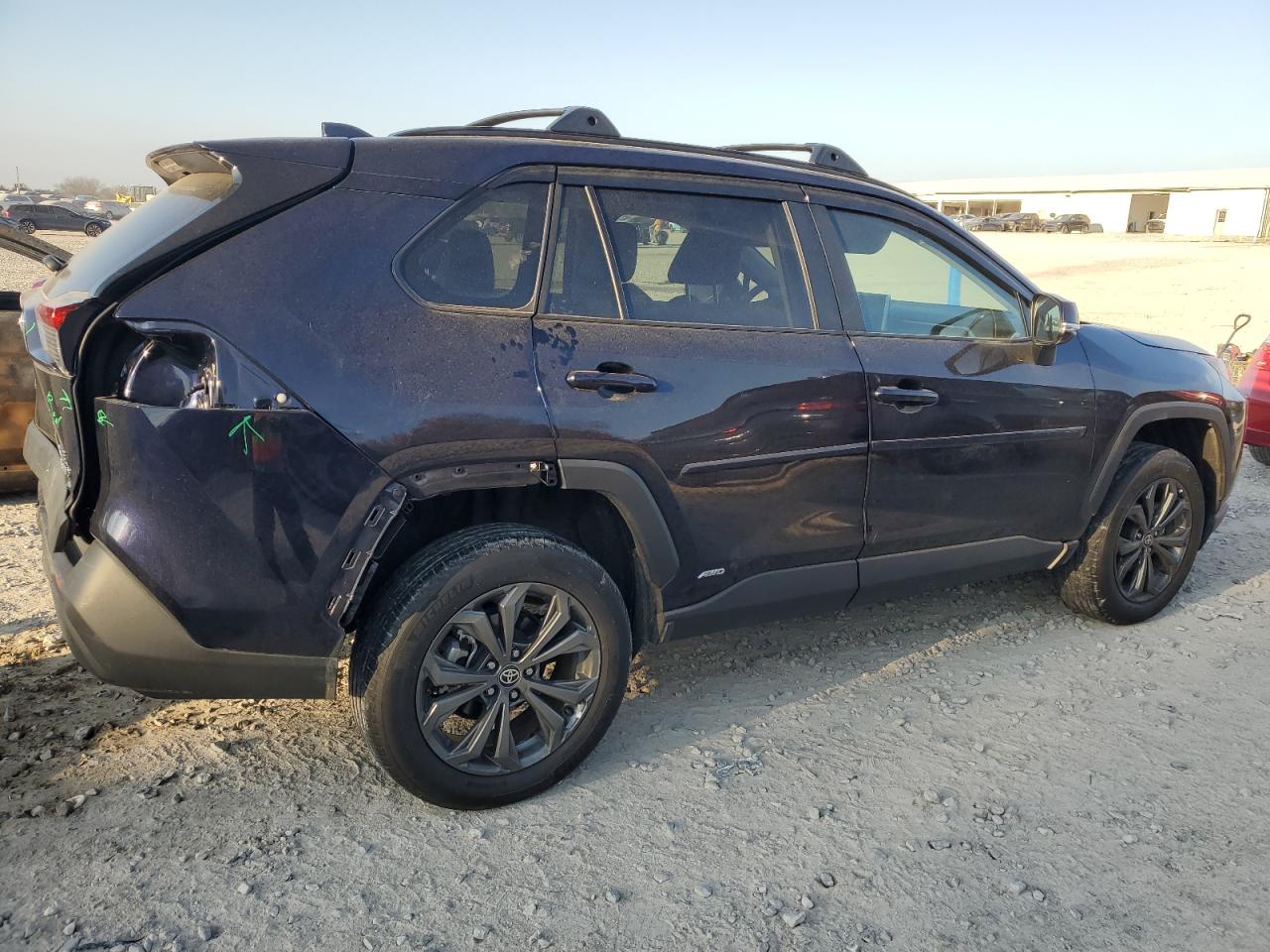 TOYOTA RAV4 XLE PREMIUM