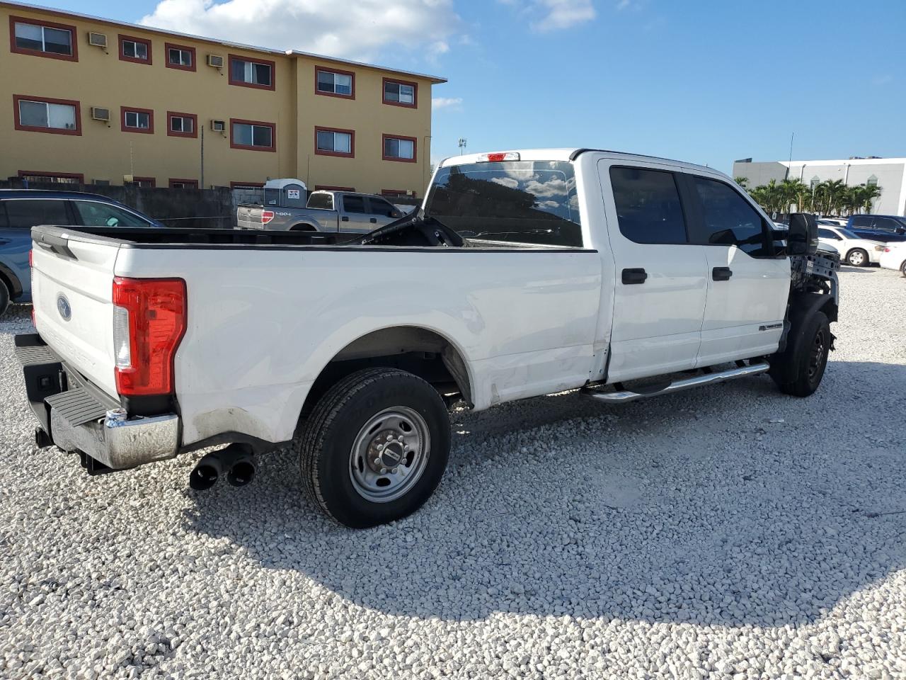 FORD F-250 SUPER DUTY