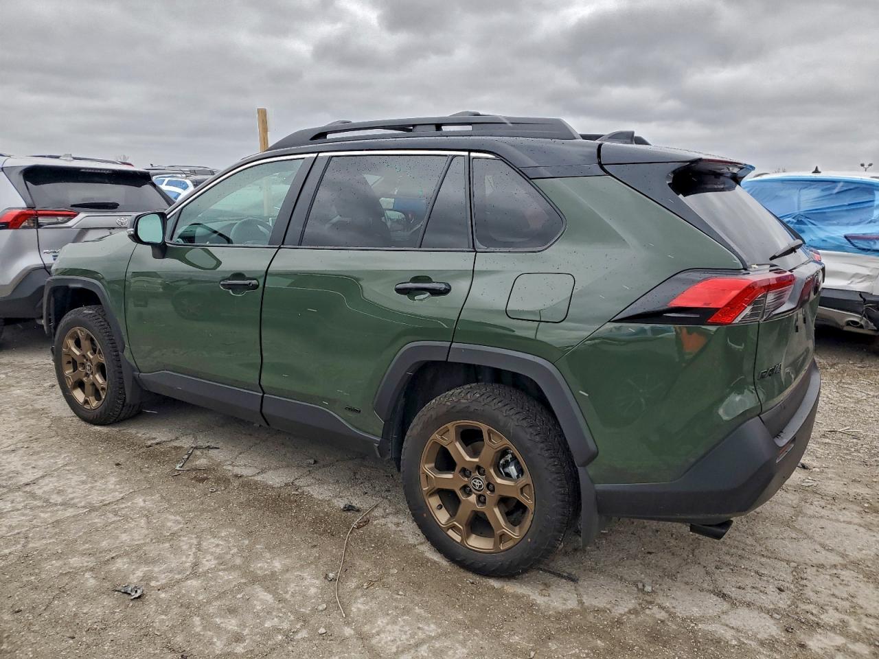 TOYOTA RAV4 WOODLAND EDITION
