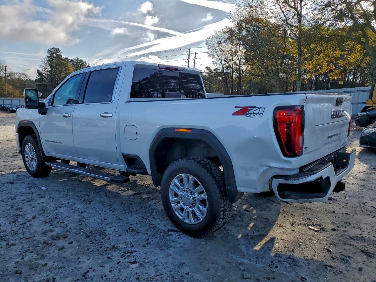 GMC SIERRA K2500 DENALI