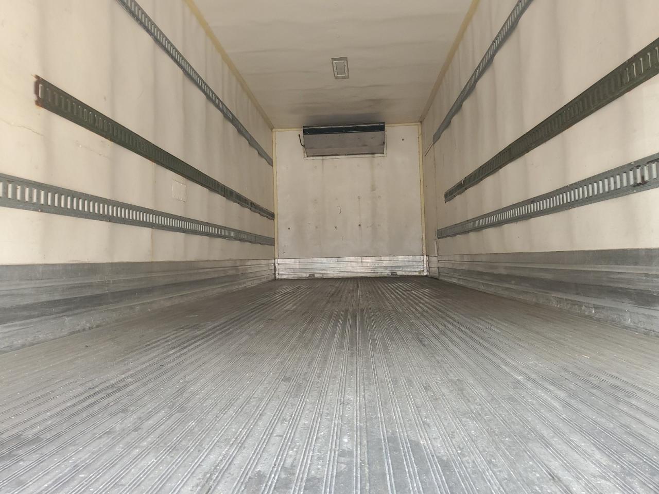 Lot #3284595328 2017 INTERNATIONAL 4000 4300