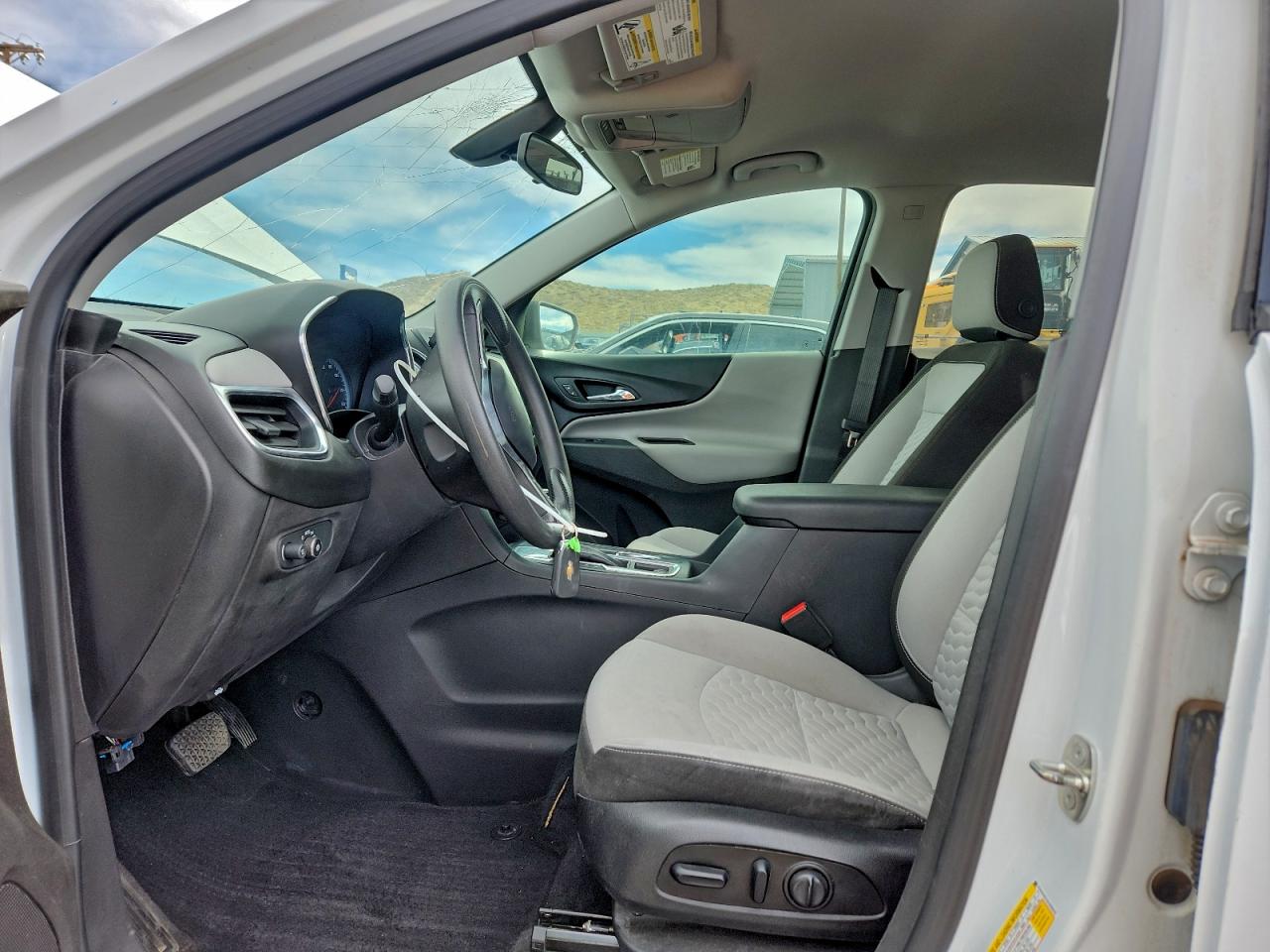 CHEVROLET EQUINOX LS