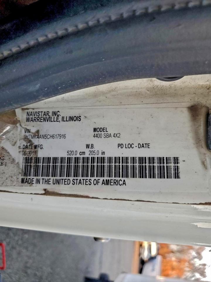 Lot #3308254171 2012 INTERNATIONAL 4000 4400