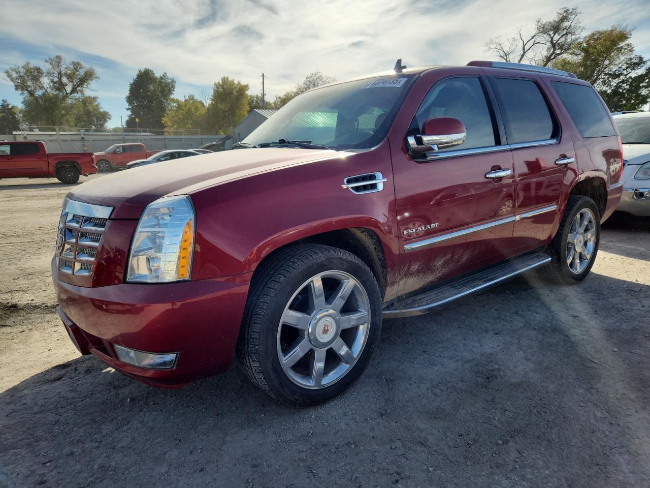 CADILLAC ESCALADE LUXURY