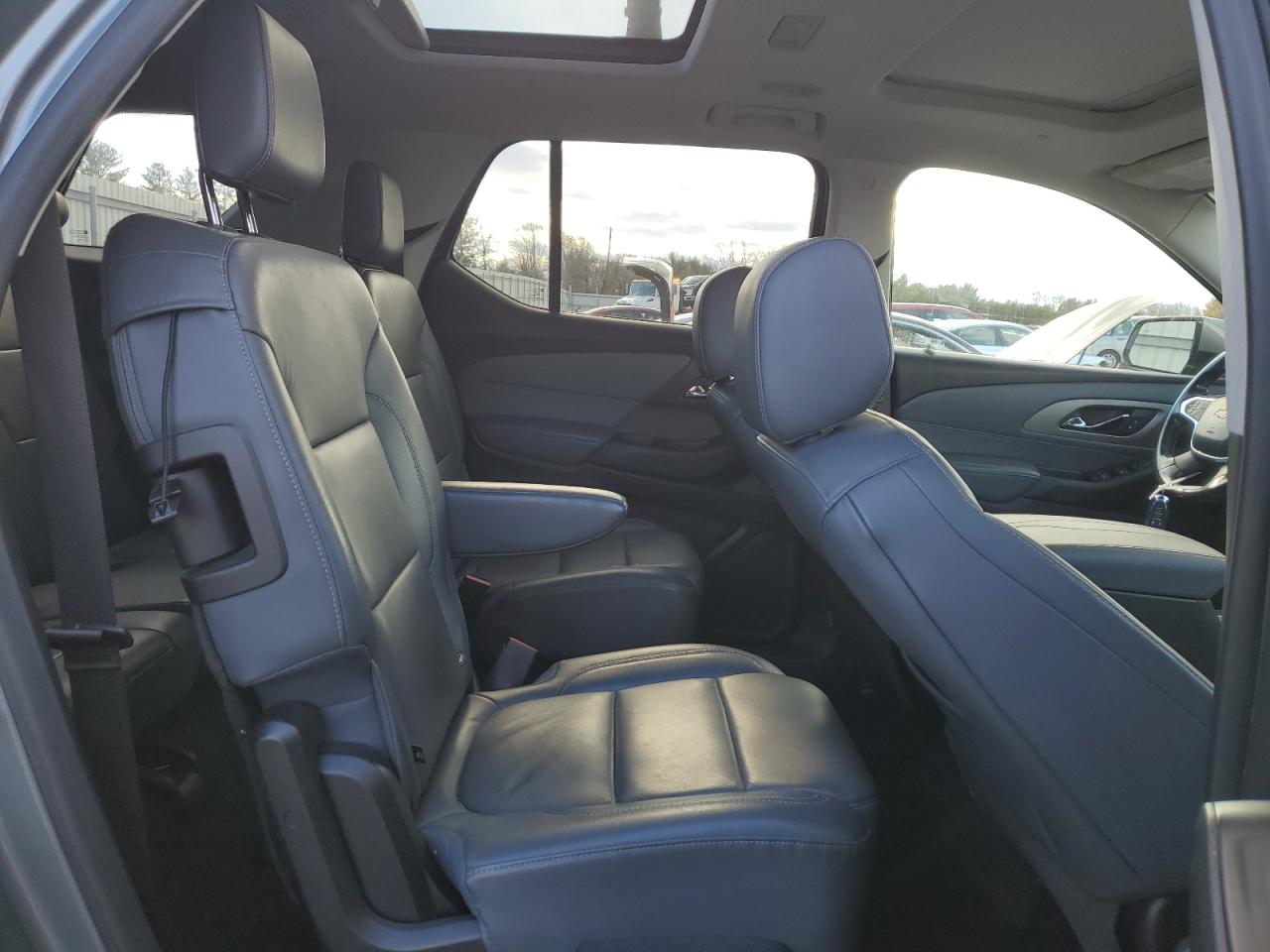 CHEVROLET TRAVERSE LT