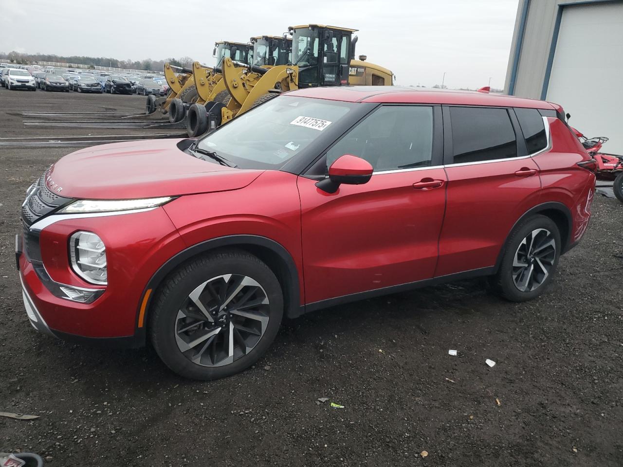 MITSUBISHI OUTLANDER SE