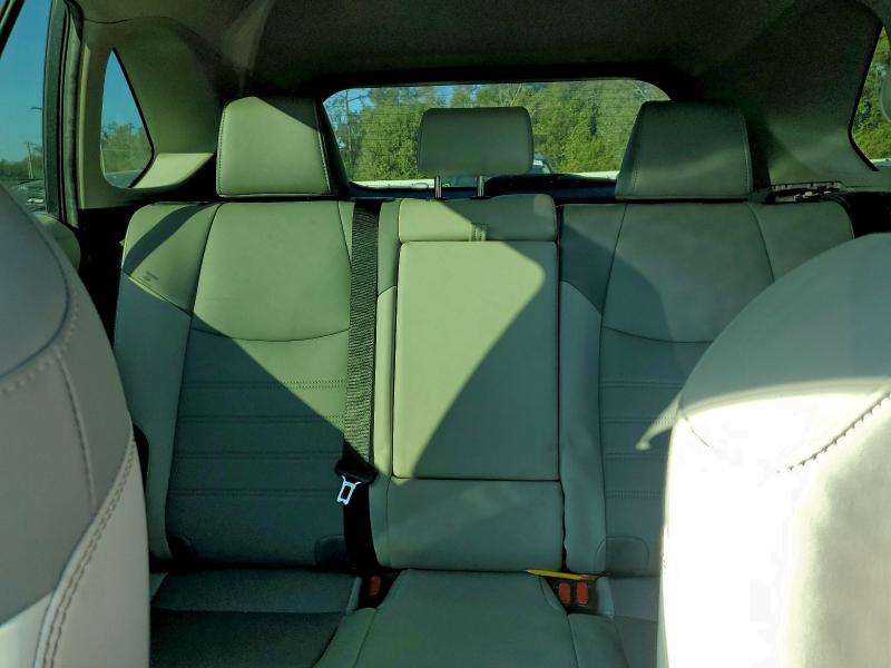 2020 TOYOTA RAV4 XLE P #3303885781