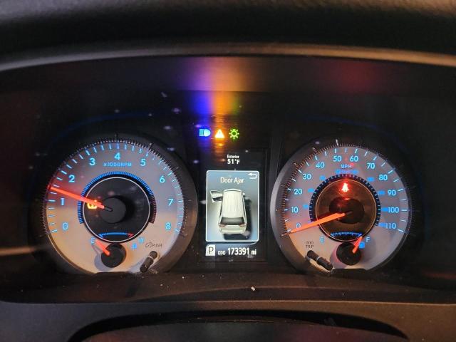 2016 TOYOTA SIENNA SE 5TDXK3DC8GS713847