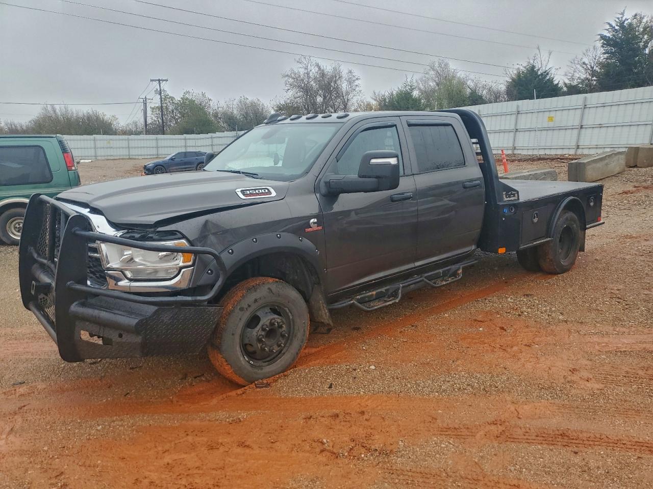 RAM 3500 TRADESMAN