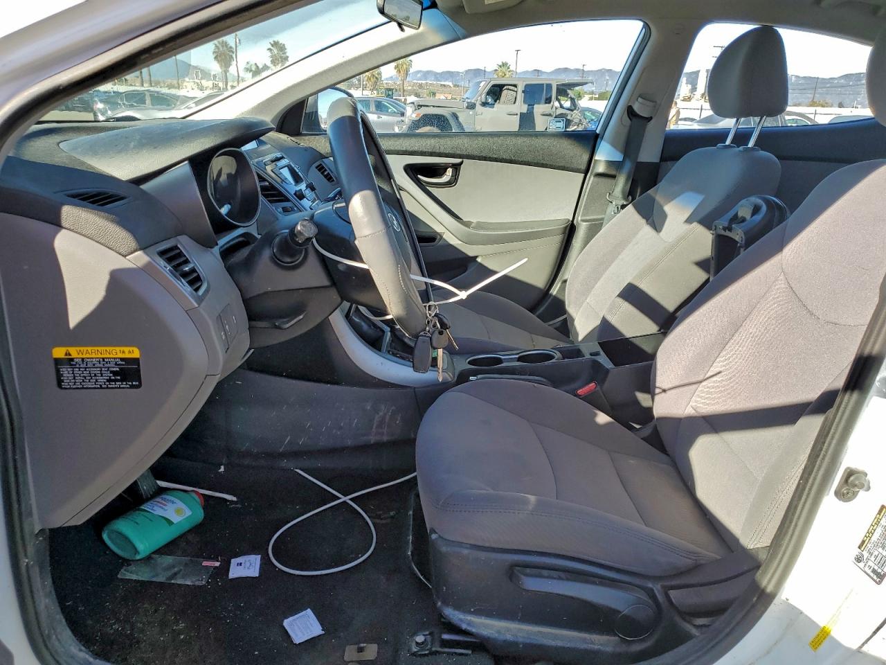 Lot #3302930617 2016 HYUNDAI ELANTRA SE