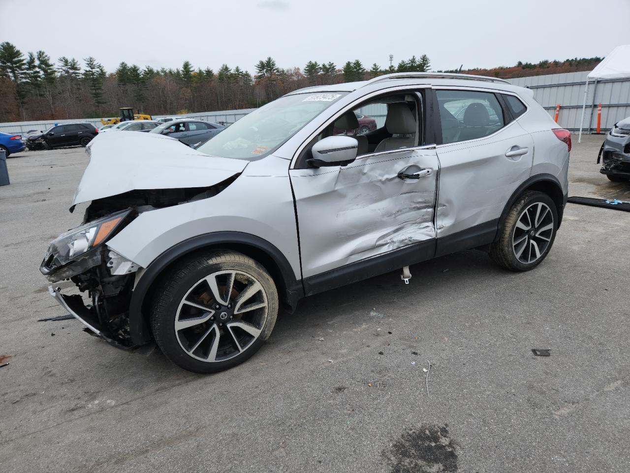 NISSAN ROGUE SPORT S