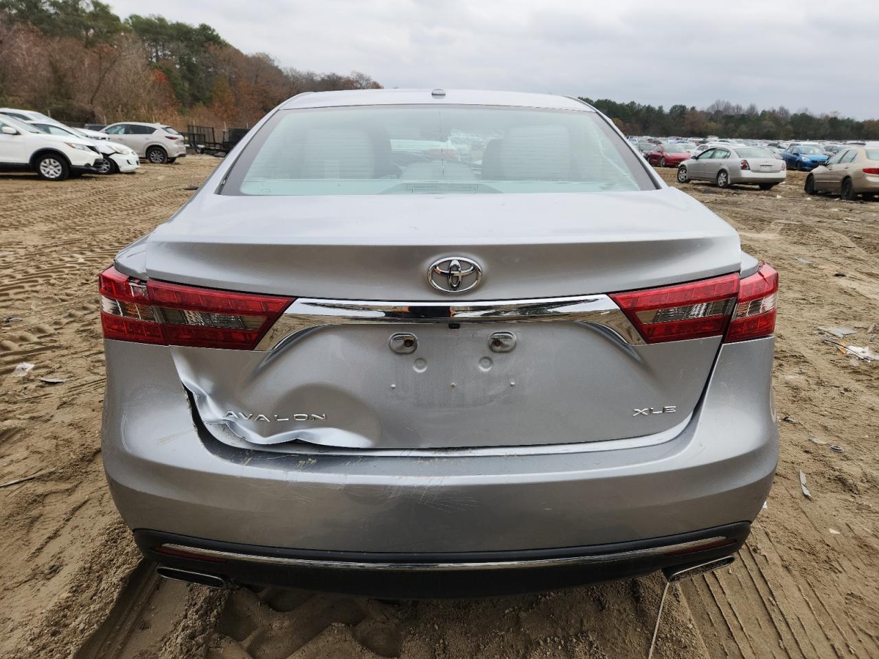 TOYOTA AVALON XLE