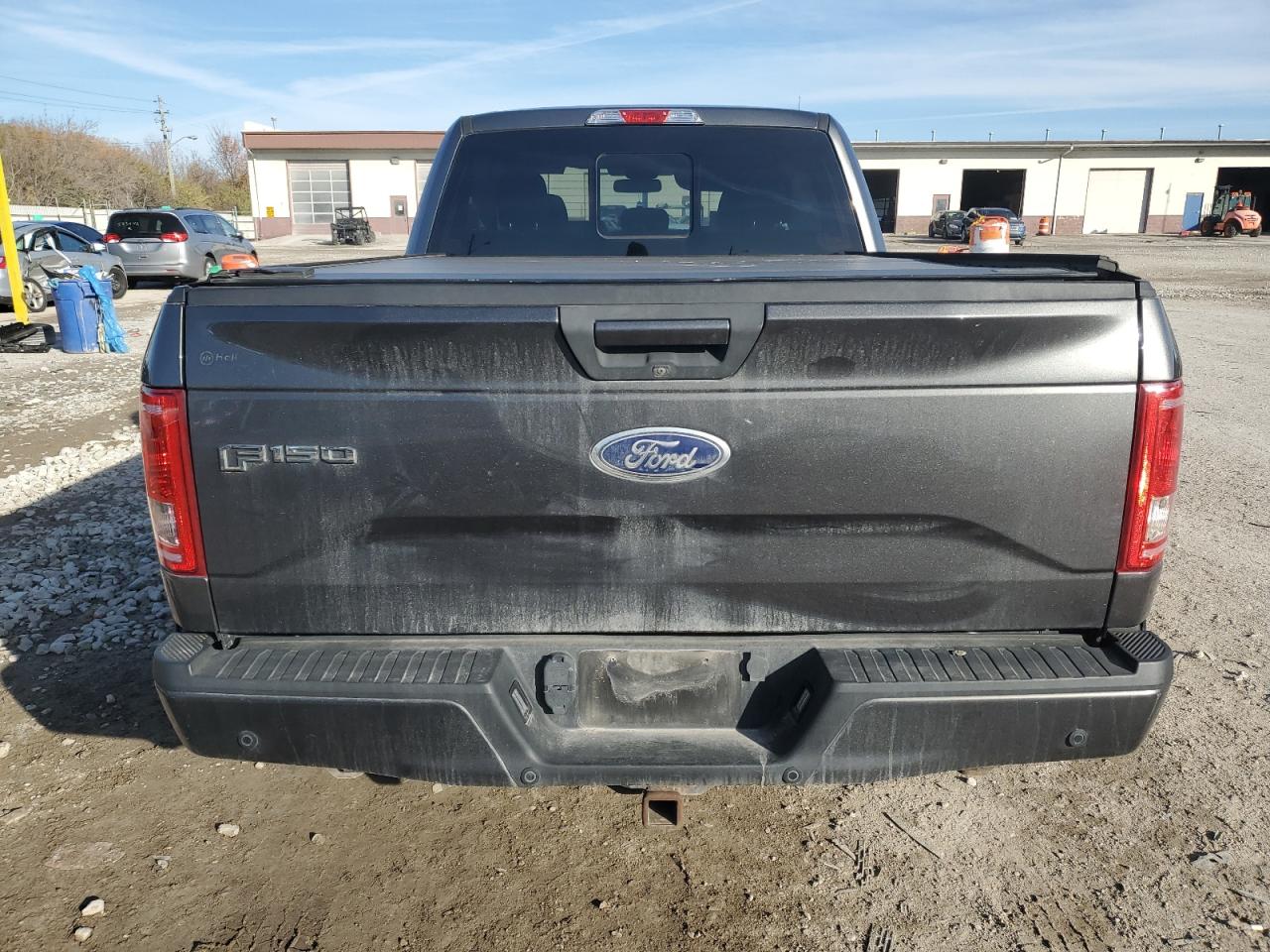 FORD F-150 SUPER CAB