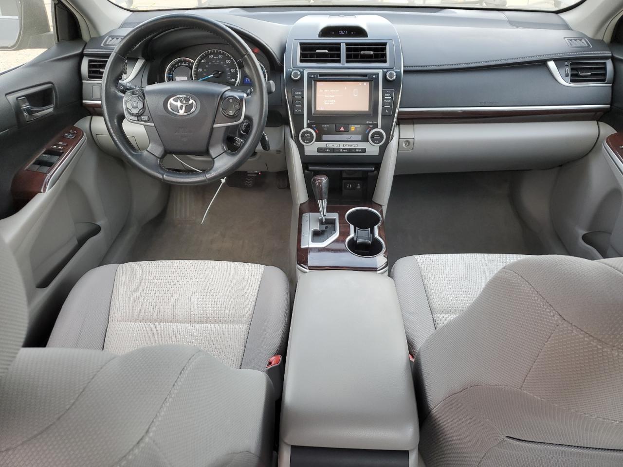 TOYOTA CAMRY L
