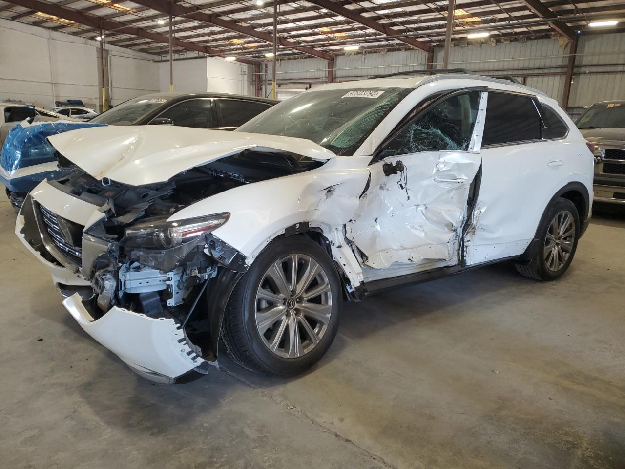 MAZDA CX-9 SIGNATURE