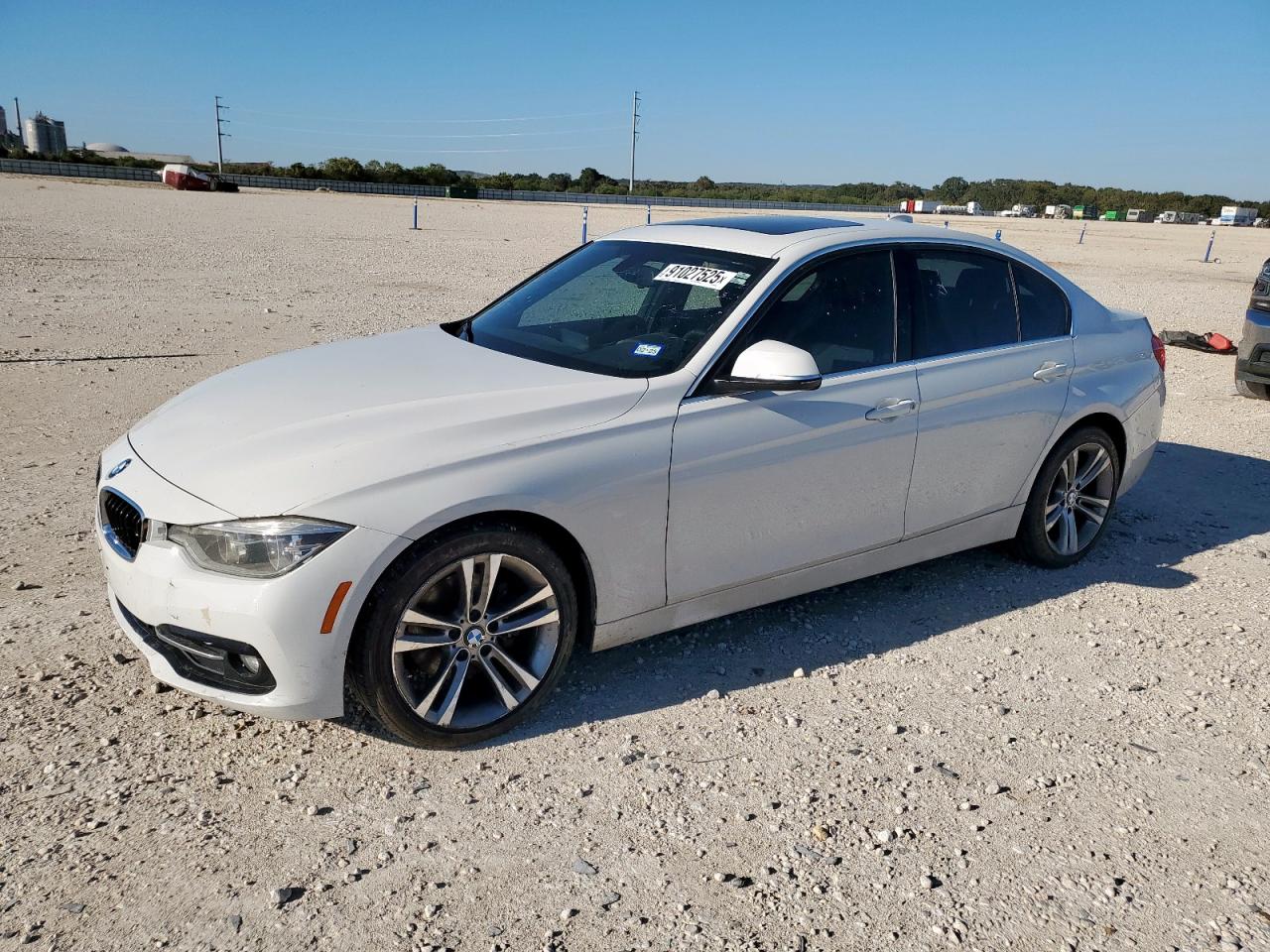 Lot #3291200022 2018 BMW 330 XI