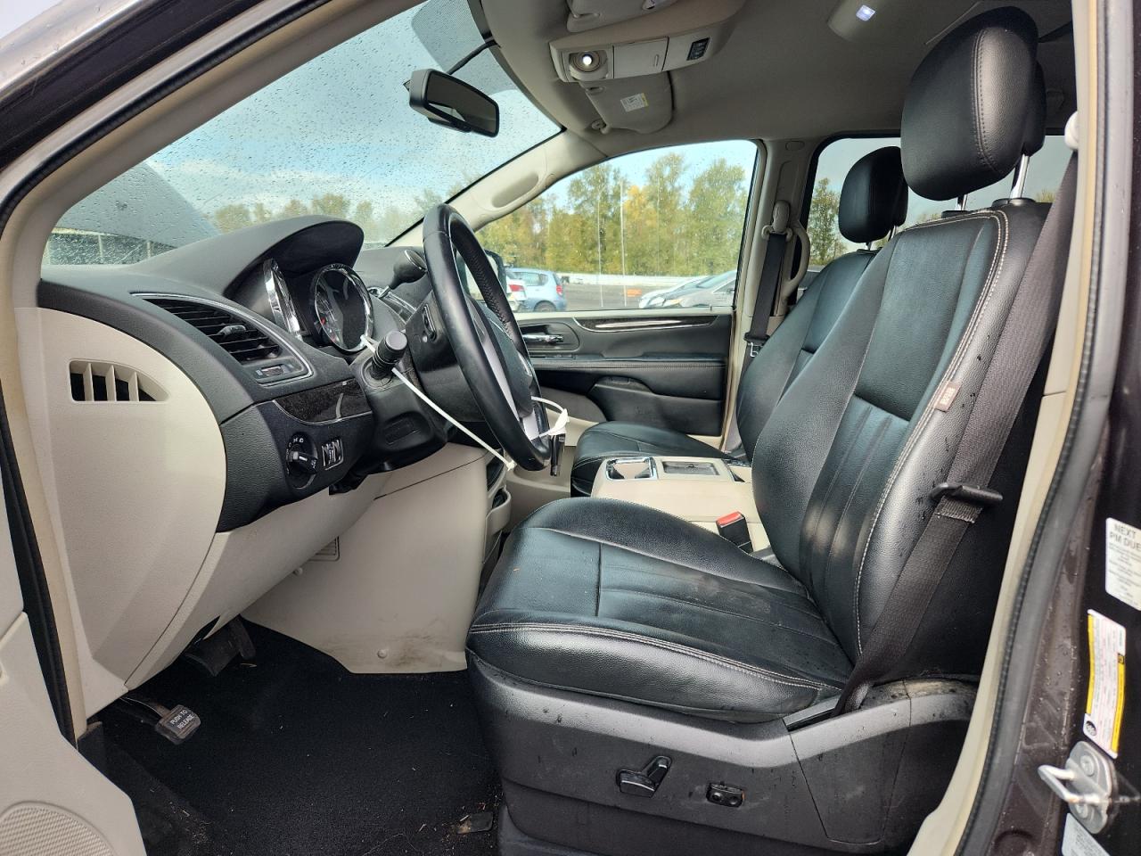 CHRYSLER TOWN & COUNTRY TOURING