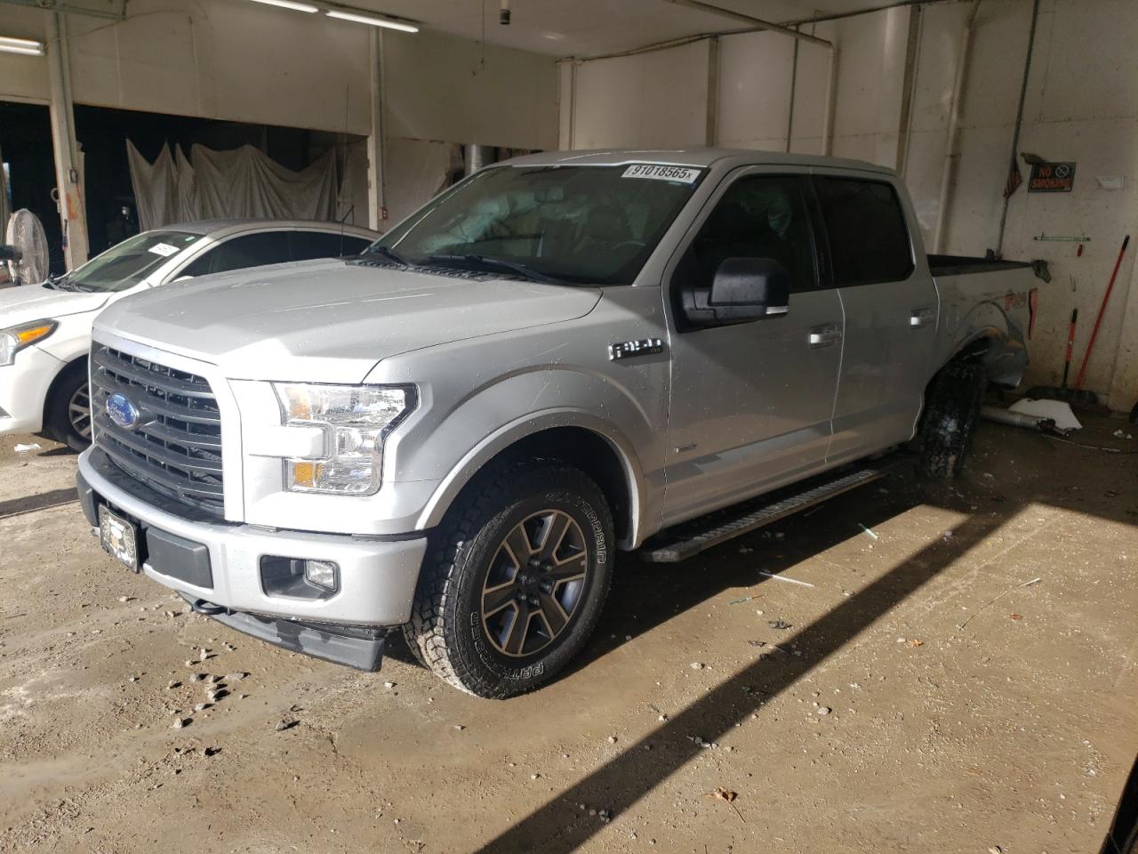 FORD F-150 SUPERCREW
