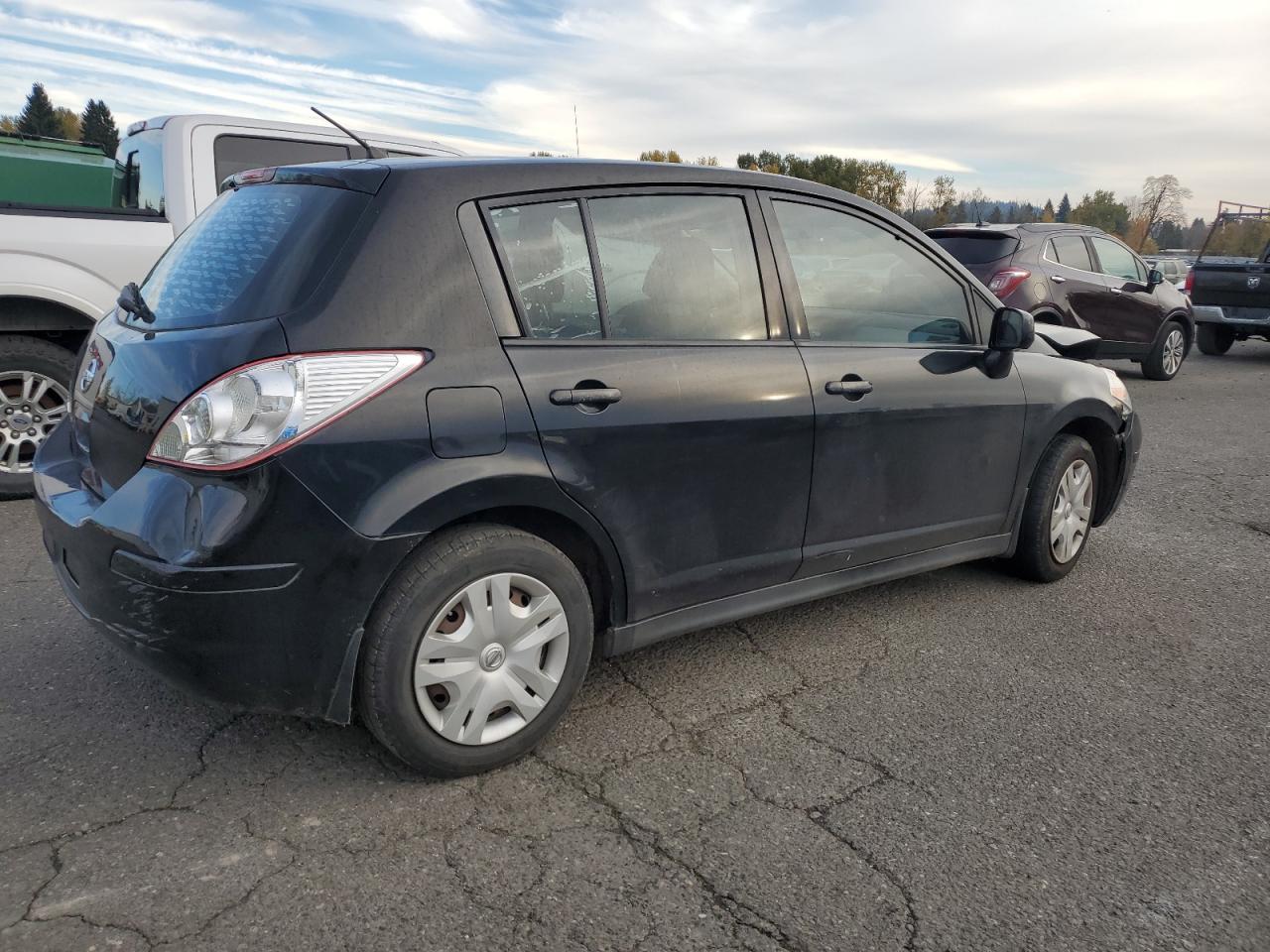 NISSAN VERSA S