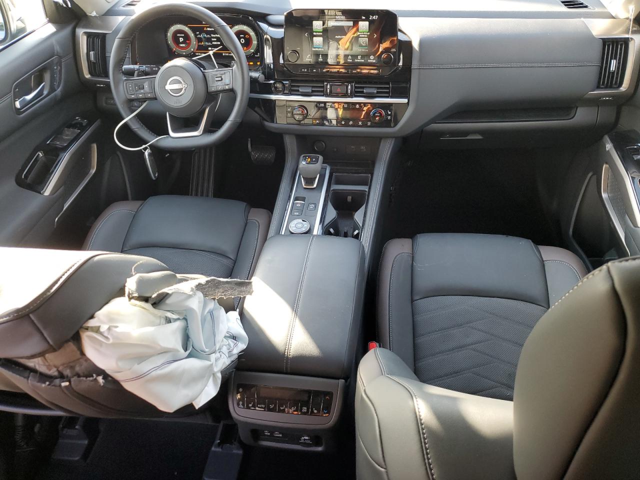 NISSAN PATHFINDER PLATINUM