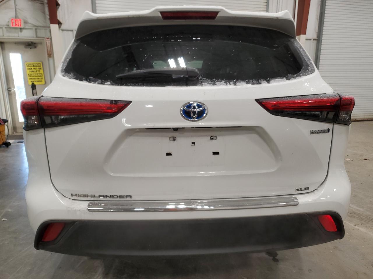 TOYOTA HIGHLANDER HYBRID XLE