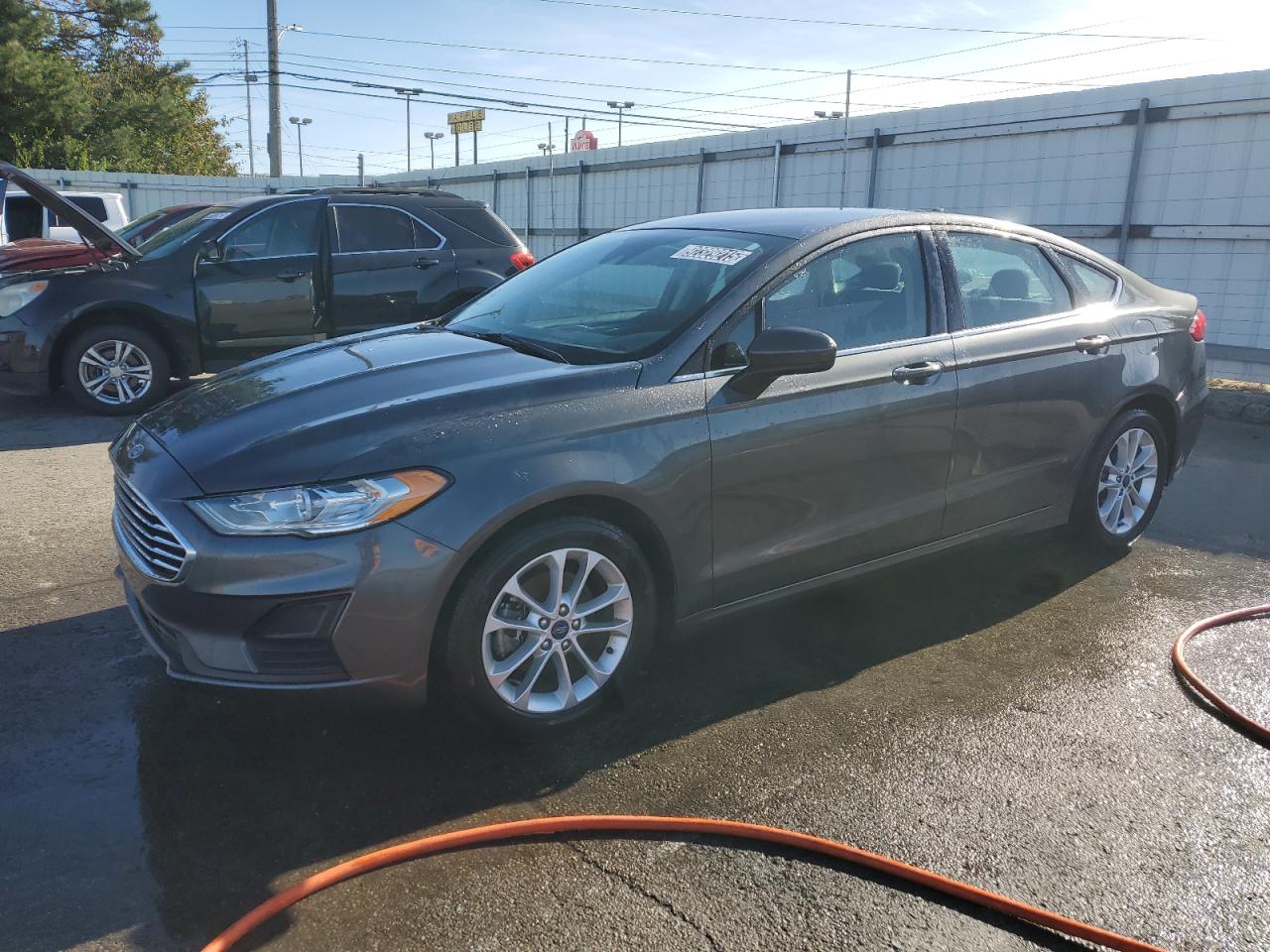 FORD FUSION SE